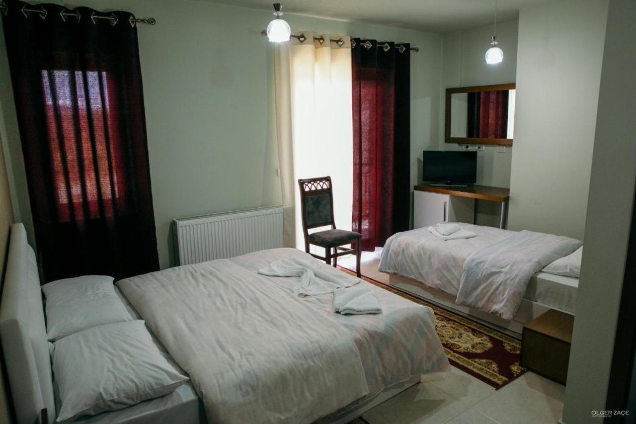Hotel Vila Panorama Voskopojë Exterior foto